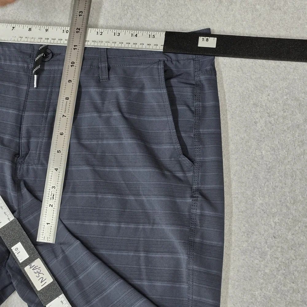 O'Neill Men Shorts 36 Gray Striped Swimwear Boardshorts 11